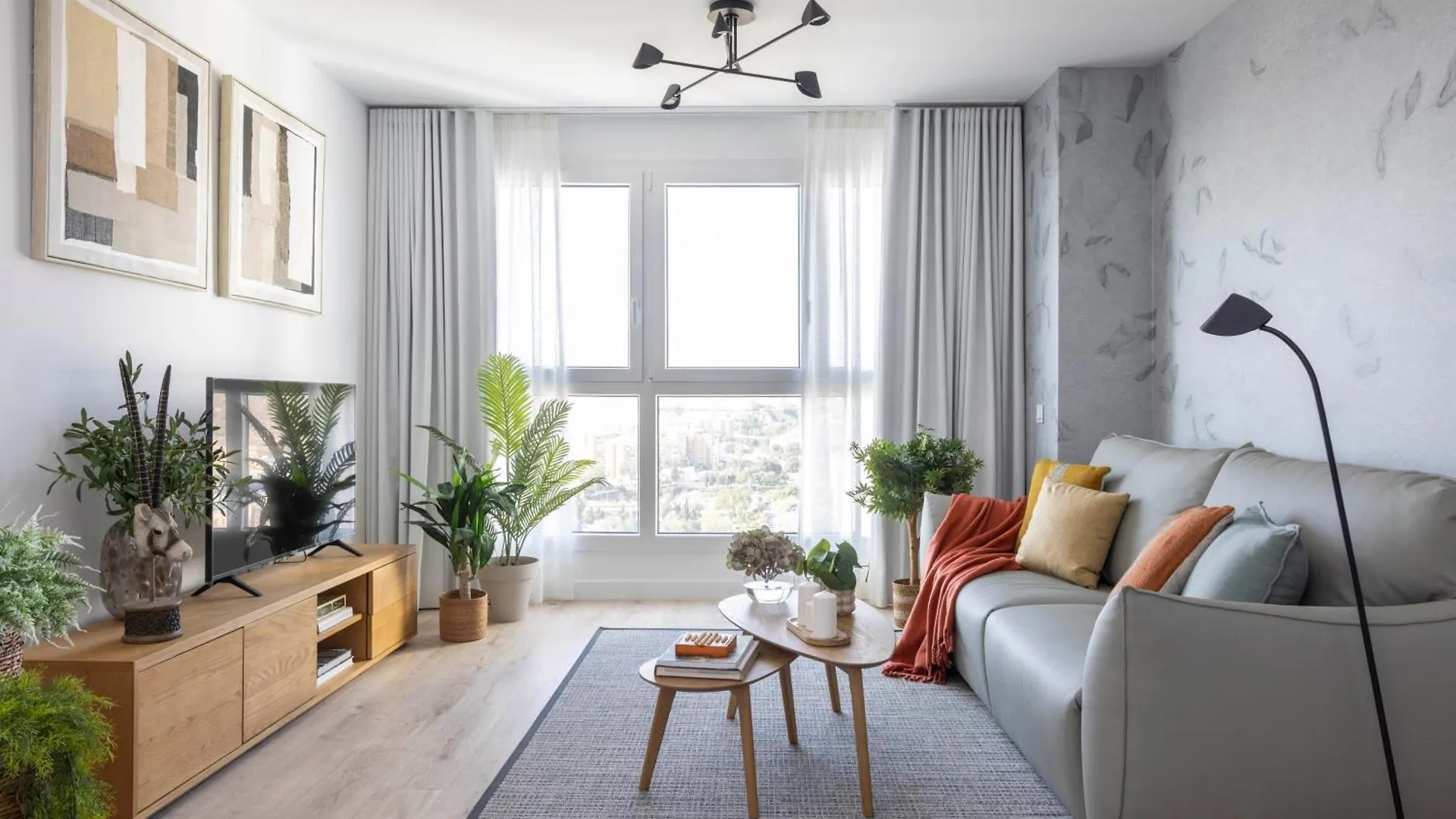 Malaga Urban Sky Serviced Apartments By P&O